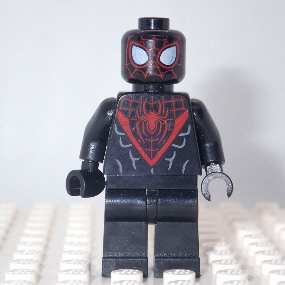 LEGO Spider-Man Minifigure Miles Morales (sh540) 76113 Black Suit/Hands Red Web